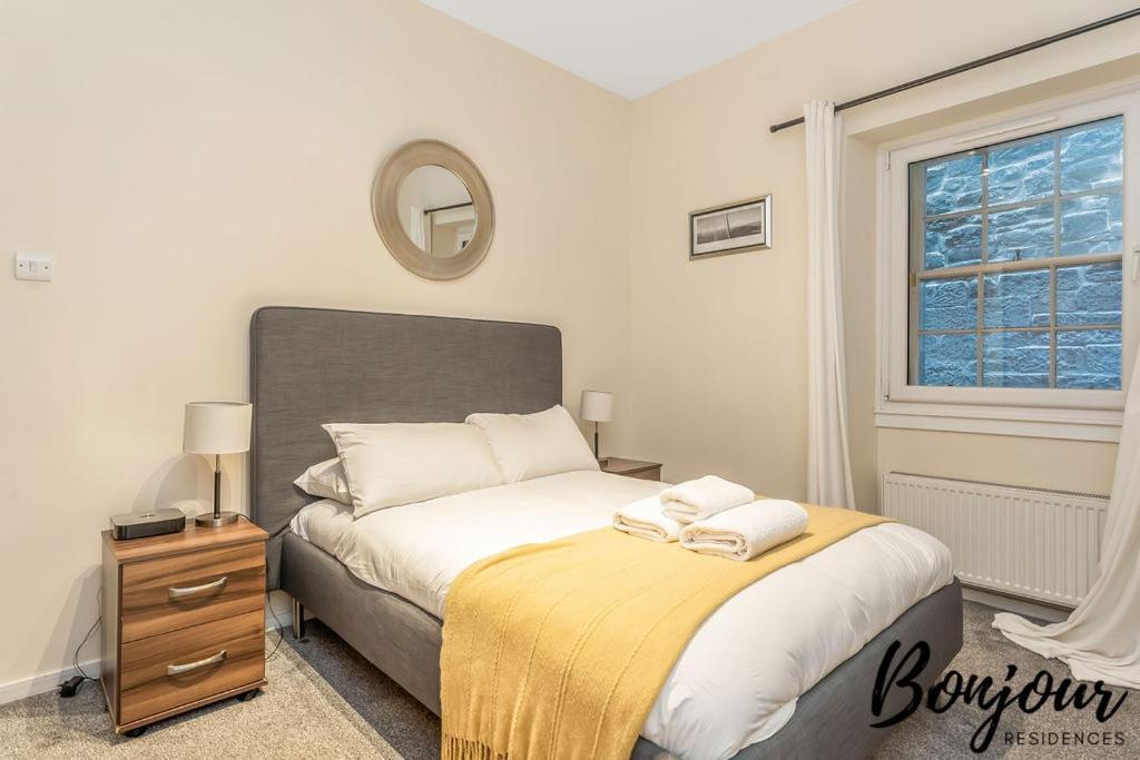 Spacious 2Br-1Ba - Grassmarket - Free Parking By Bonjour Residences Эдинбург Экстерьер фото