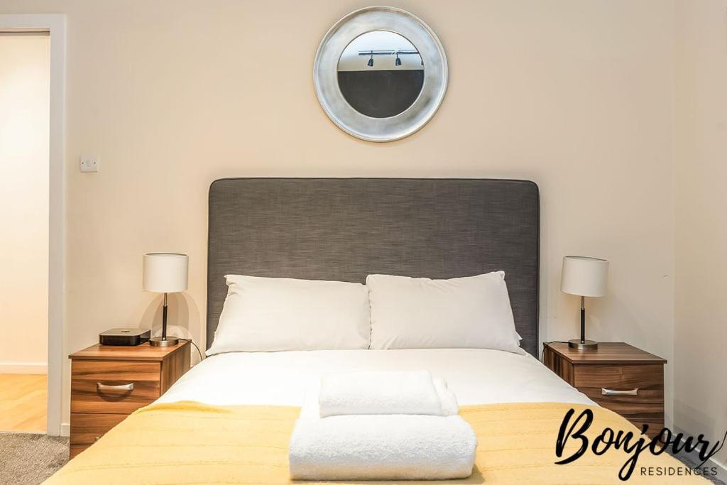 Spacious 2Br-1Ba - Grassmarket - Free Parking By Bonjour Residences Эдинбург Экстерьер фото
