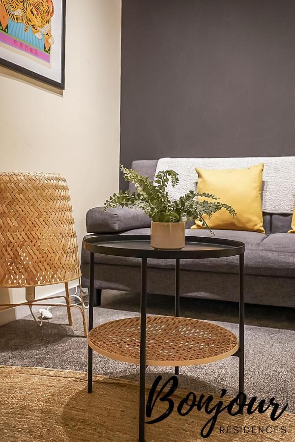 Spacious 2Br-1Ba - Grassmarket - Free Parking By Bonjour Residences Эдинбург Экстерьер фото